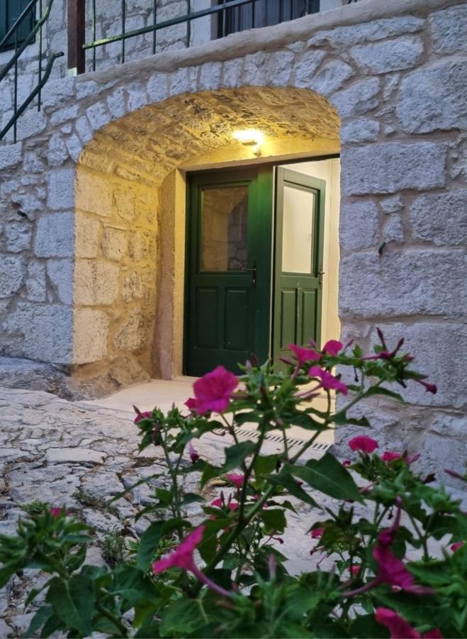 Studio Apartment Rosalie Split Exterior foto