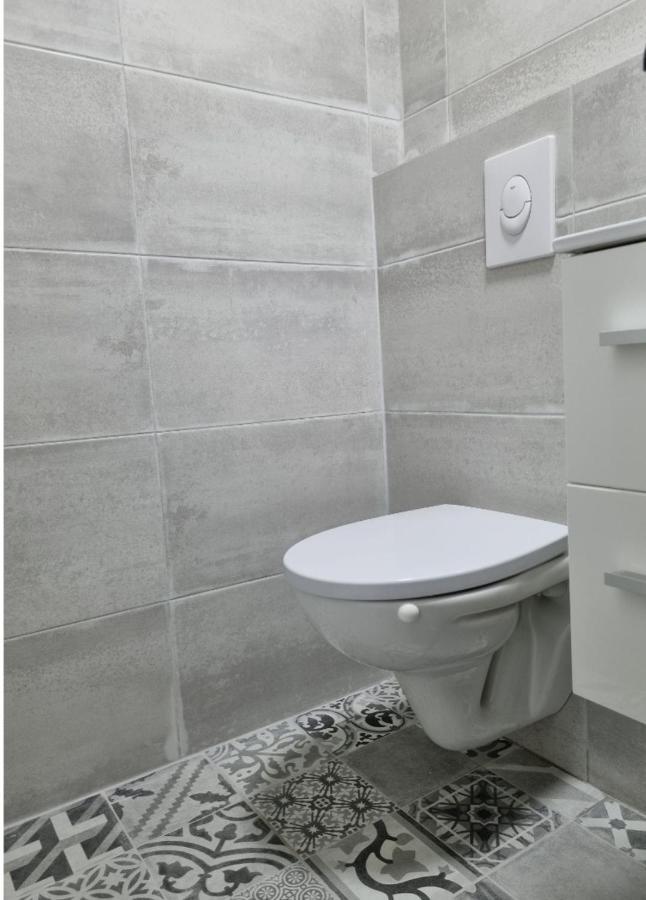 Studio Apartment Rosalie Split Exterior foto