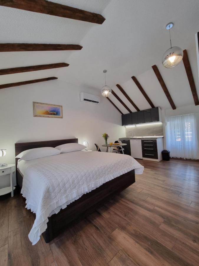 Studio Apartment Rosalie Split Exterior foto