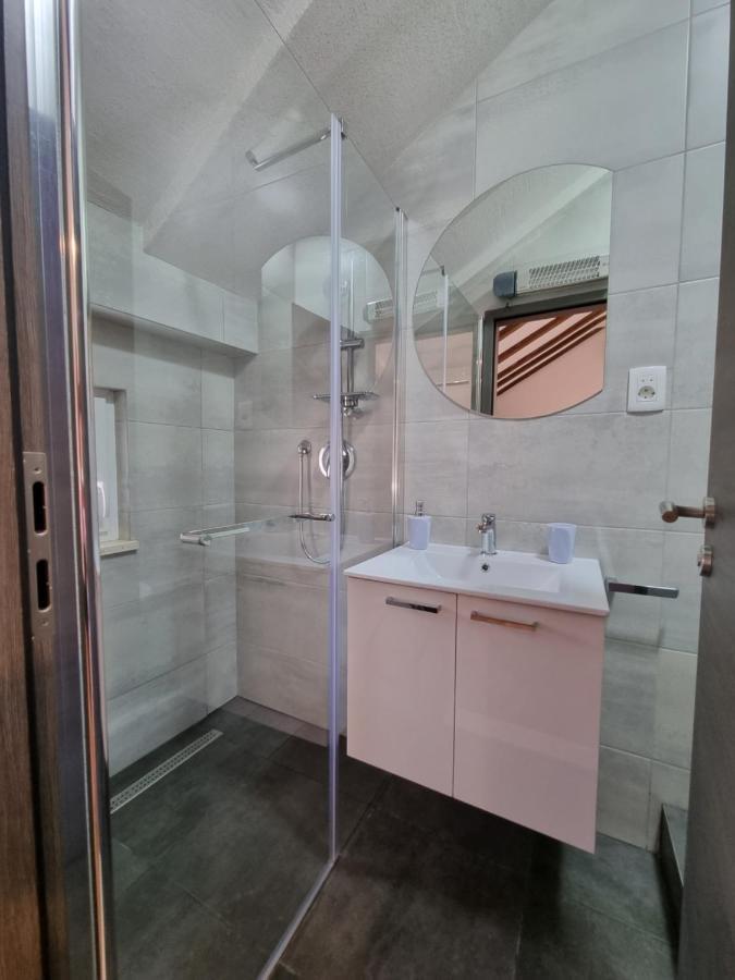 Studio Apartment Rosalie Split Exterior foto