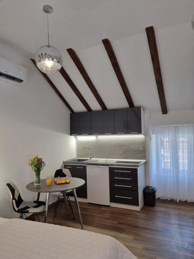 Studio Apartment Rosalie Split Exterior foto